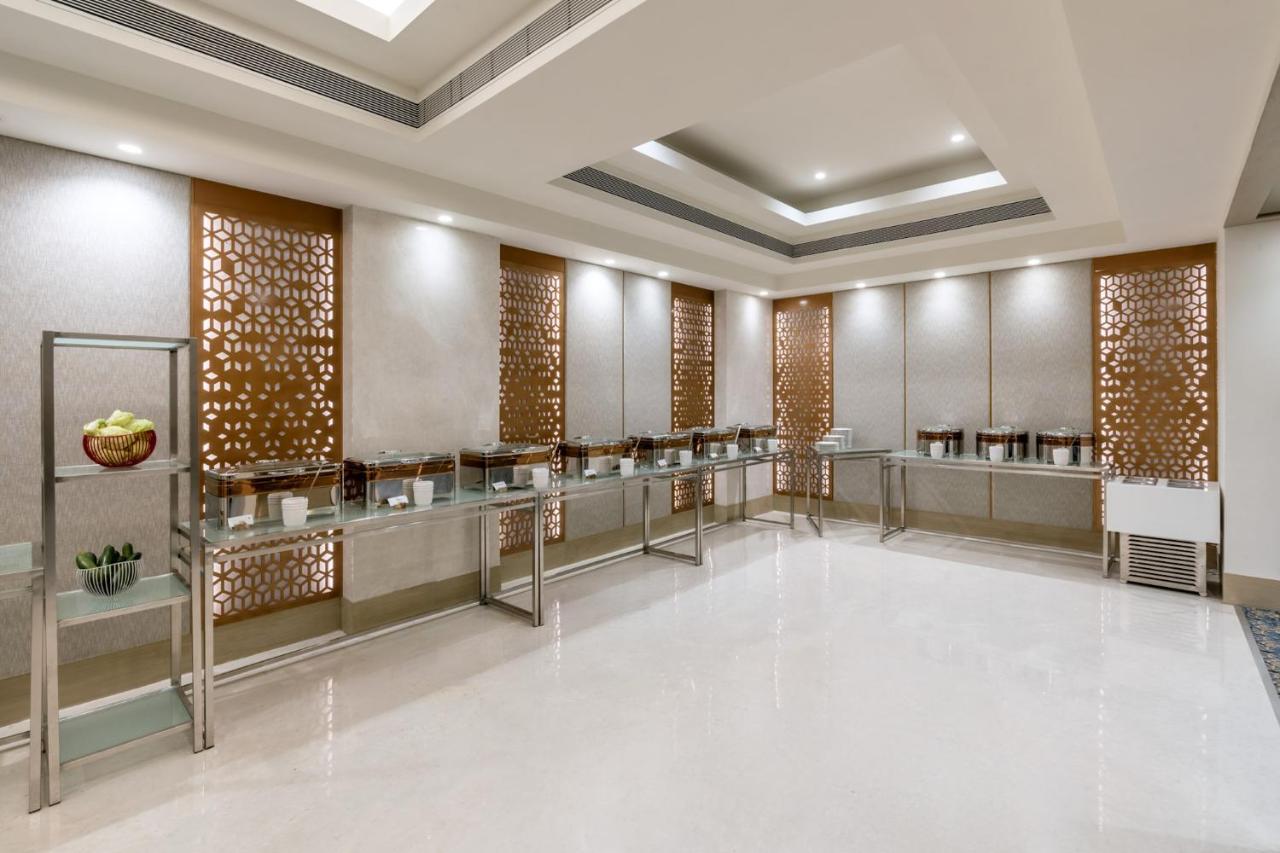 Vivanta Ahmedabad Sg Highway Ngoại thất bức ảnh