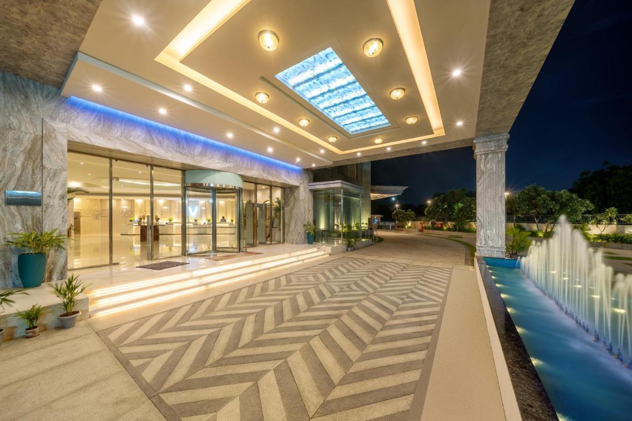 Vivanta Ahmedabad Sg Highway Ngoại thất bức ảnh